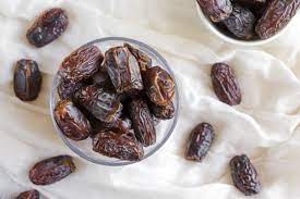 Add These Scrumptious Dried Dates To Your Diet
