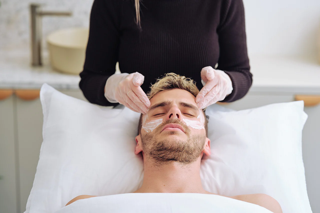 Chemical peel treatment: Reasons Men should try it